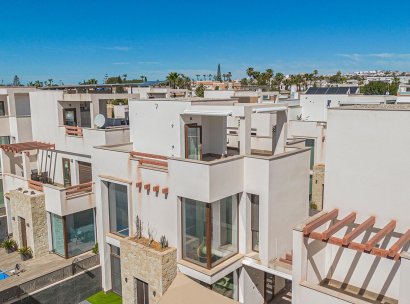 Villa · Herverkoop - Rojales · Pueblo Bravo · Alicante · Spanje