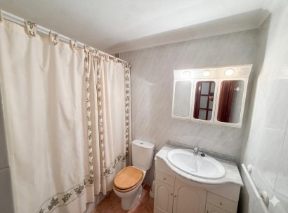 Appartement · Herverkoop - Torrevieja · Playa del Cura · Alicante · Spanje