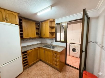 Appartement · Herverkoop - Torrevieja · Playa del Cura · Alicante · Spanje