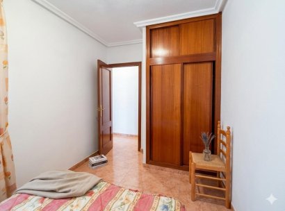 Appartement · Herverkoop - Torrevieja · Playa del Cura · Alicante · Spanje