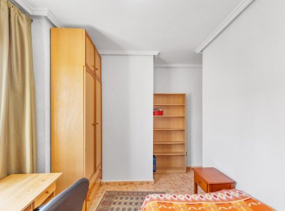 Penthouse · Herverkoop - Torrevieja · Estacion de autobuses · Alicante · Spanje