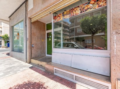 Commercial Unit · Herverkoop - Torrevieja · Centro · Alicante · Spanje
