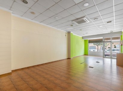 Commercial Unit · Herverkoop - Torrevieja · Centro · Alicante · Spanje
