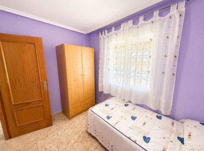 Penthouse · Herverkoop - Torrevieja · Estacion de autobuses · Alicante · Spanje
