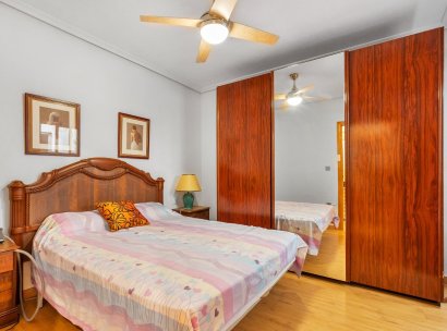 Flat · Herverkoop - Torrevieja · Paseo maritimo · Alicante · Spanje