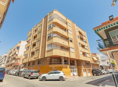 Flat · Herverkoop - Torrevieja · Playa del Cura · Alicante · Spanje