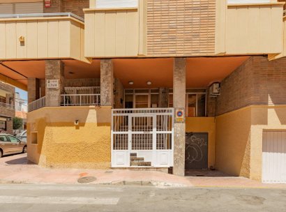 Flat · Herverkoop - Torrevieja · Playa del Cura · Alicante · Spanje