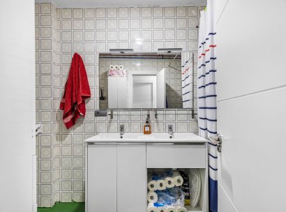 Appartement · Herverkoop - Torrevieja · Acequion · Alicante · Spanje