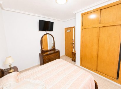 Appartement · Herverkoop - Torrevieja · Estacion de autobuses · Alicante · Spanje