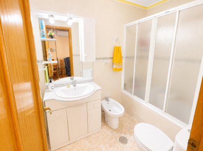 Appartement · Herverkoop - Torrevieja · Estacion de autobuses · Alicante · Spanje