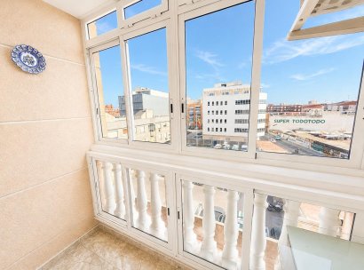 Appartement · Herverkoop - Torrevieja · Playa del Cura · Alicante · Spanje