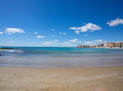 Appartement · Herverkoop - Torrevieja · Playa del Cura · Alicante · Spanje