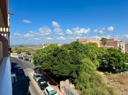 Appartement · Herverkoop - Torrevieja · La Mata pueblo · Alicante · Spanje