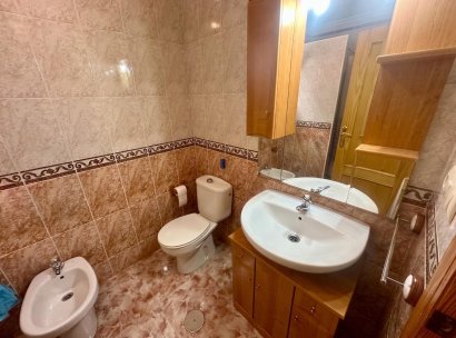 Appartement · Herverkoop - Torrevieja · La Mata pueblo · Alicante · Spanje
