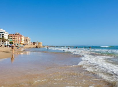 Appartement · Herverkoop - Torrevieja · La Mata pueblo · Alicante · Spanje