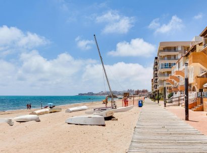 Appartement · Herverkoop - Torrevieja · La Mata pueblo · Alicante · Spanje