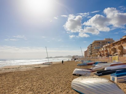 Appartement · Herverkoop - Torrevieja · La Mata pueblo · Alicante · Spanje