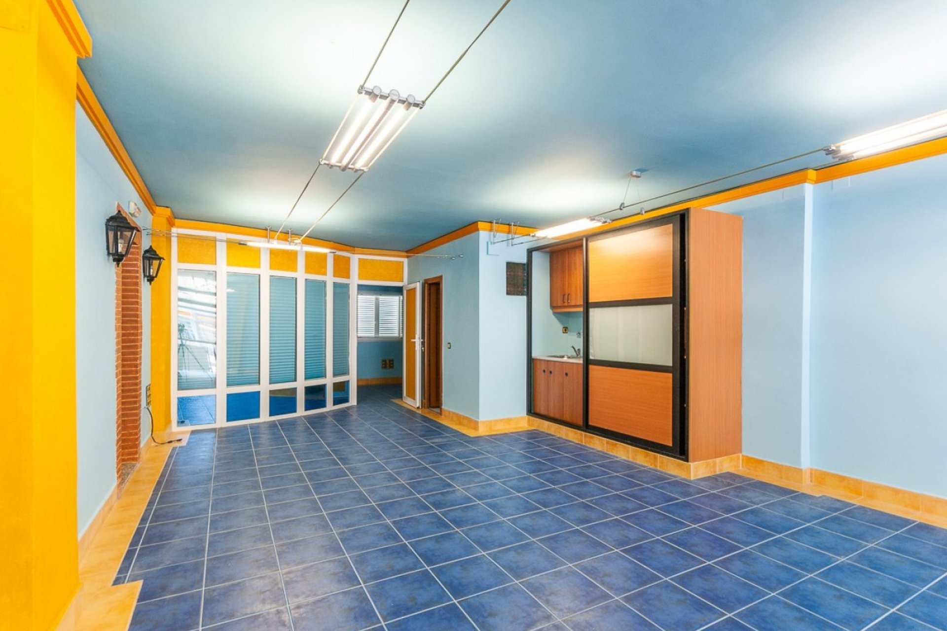 Reventa - Commercial Unit - Orihuela Costa - Costa Blanca Sur