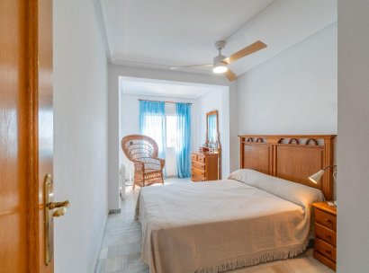 Villa · Herverkoop - Torrevieja · La Mata · Alicante · Spanje