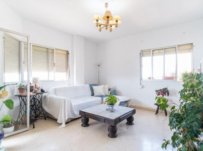 Appartement · Herverkoop - Torrevieja · Centro · Alicante · Spanje
