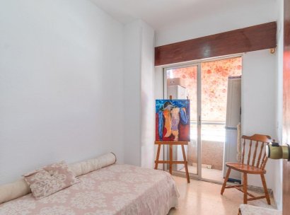Appartement · Herverkoop - Torrevieja · Centro · Alicante · Spanje
