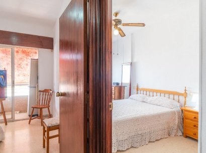 Appartement · Herverkoop - Torrevieja · Centro · Alicante · Spanje