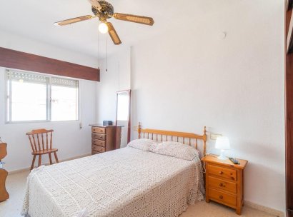 Appartement · Herverkoop - Torrevieja · Centro · Alicante · Spanje