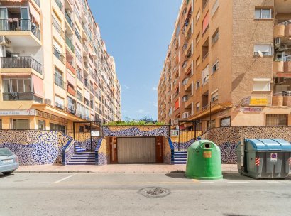 Appartement · Herverkoop - Torrevieja · Centro · Alicante · Spanje