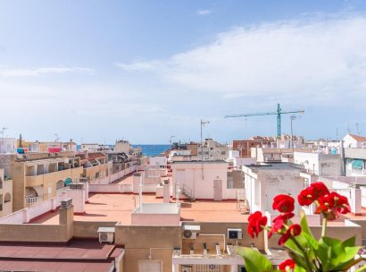 Appartement · Herverkoop - Torrevieja · Centro · Alicante · Spanje