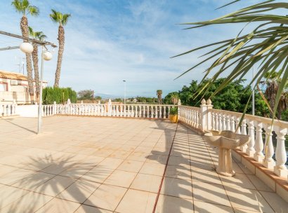 Villa · Återförsäljning - Orihuela · Orihuela Costa · Alicante · Spanien
