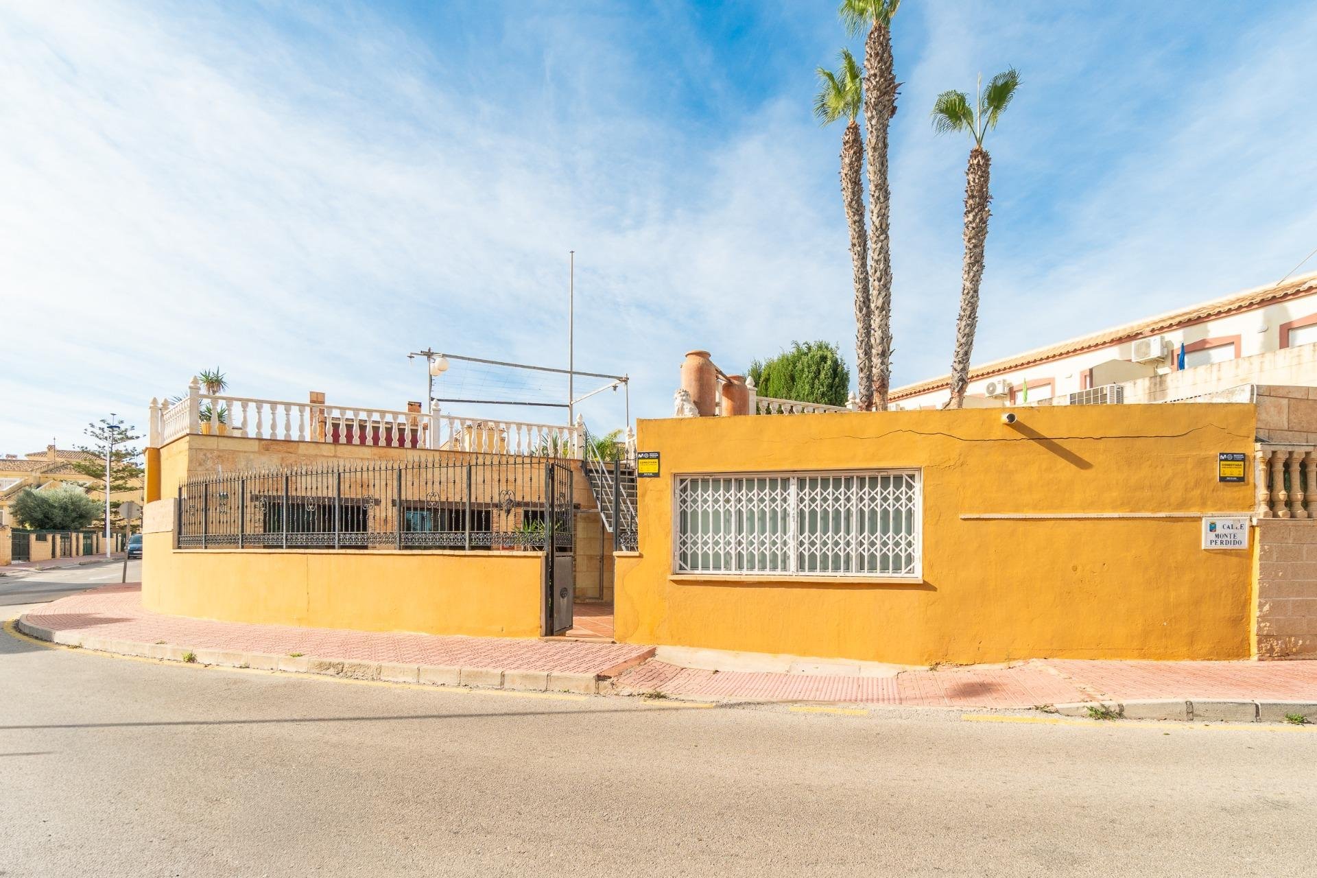 Återförsäljning - Villa - Orihuela - Costa Blanca South