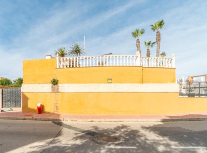 Villa · Återförsäljning - Orihuela · Orihuela Costa · Alicante · Spanien