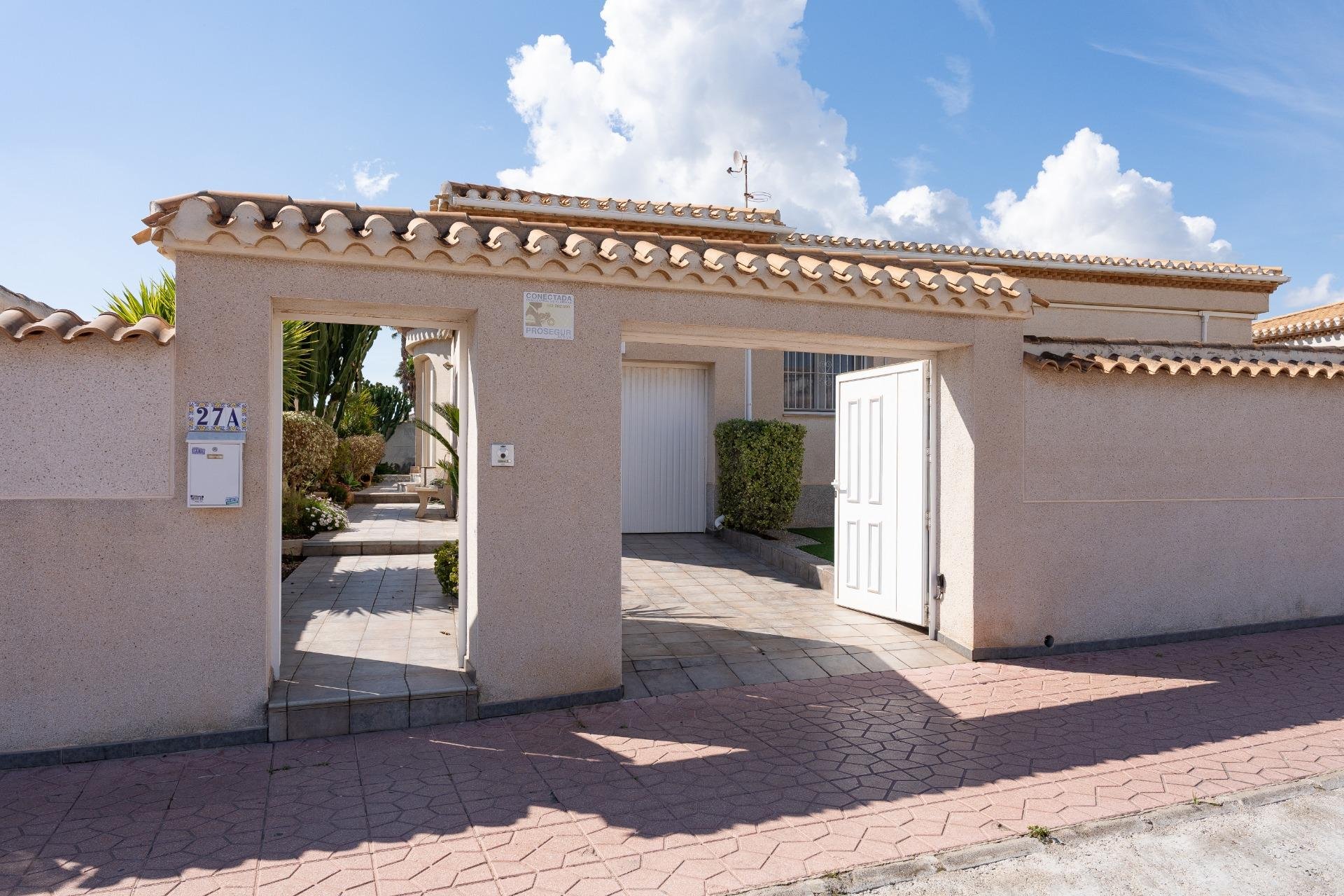 Återförsäljning - Villa - Orihuela Costa - Costa Blanca South