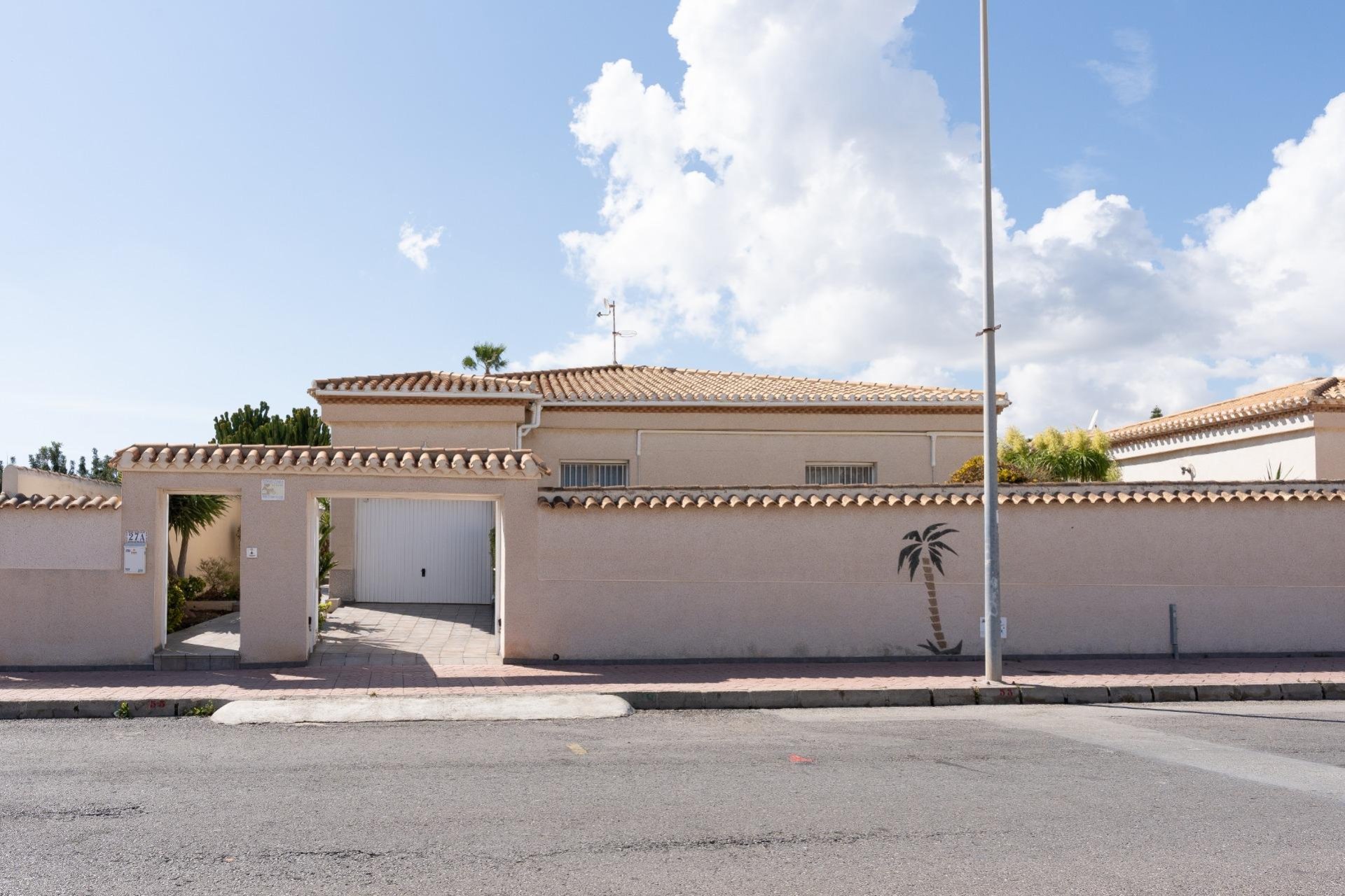 Återförsäljning - Villa - Orihuela Costa - Costa Blanca South