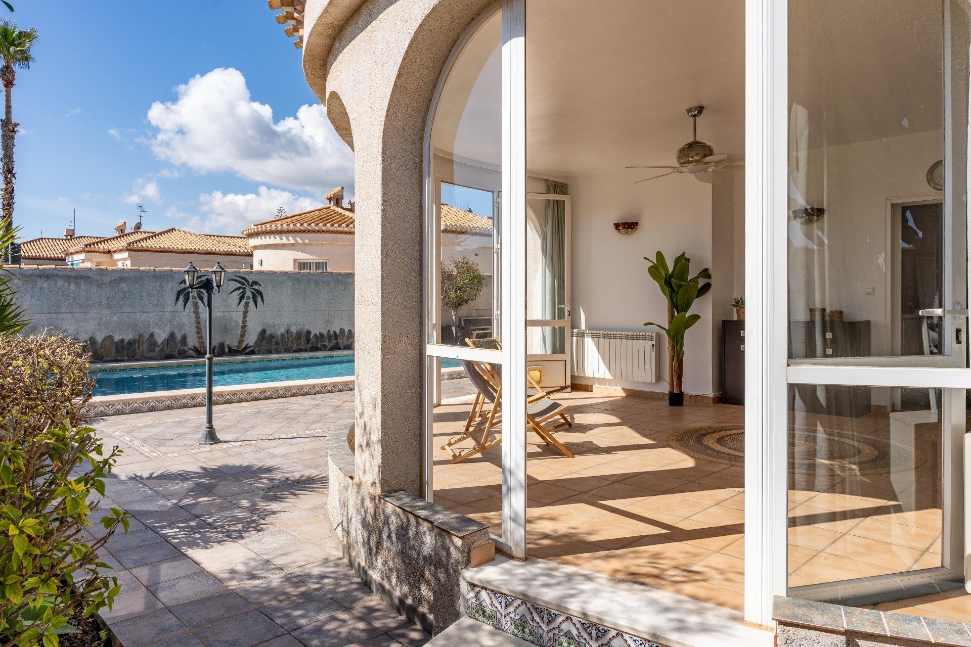 Återförsäljning - Villa - Orihuela Costa - Costa Blanca South