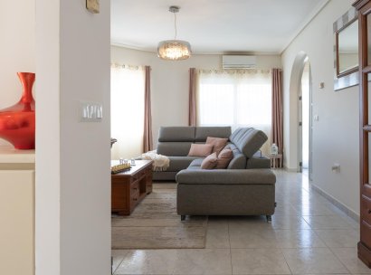 Villa · Herverkoop - Orihuela Costa · Playa Flamenca · Alicante · Spanje