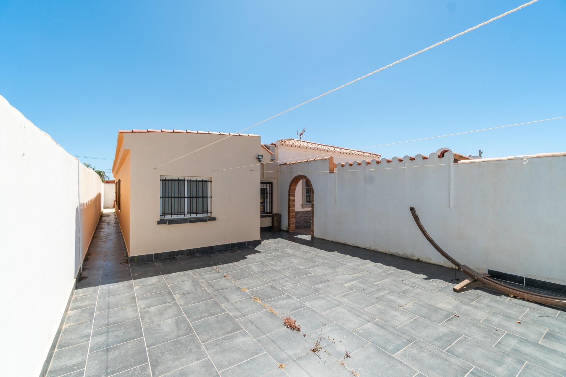 Wiederverkauf - Villa - Torreta Florida