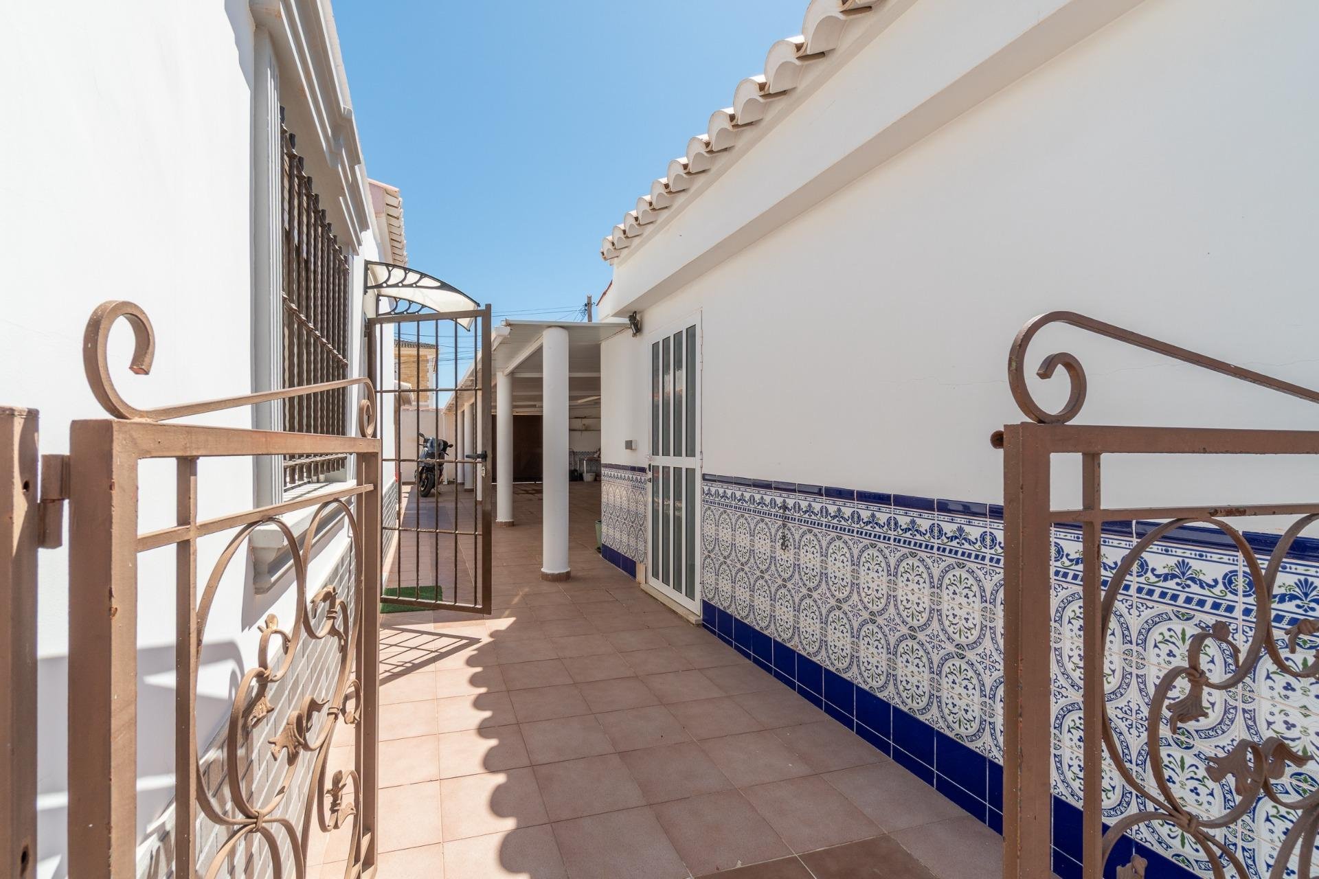 Wiederverkauf - Villa - Torreta Florida