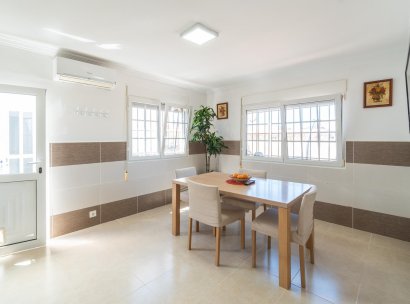 Villa · Wiederverkauf - Torreta Florida · Alicante · Spanien