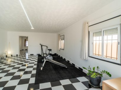 Villa · Wiederverkauf - Torreta Florida · Alicante · Spanien