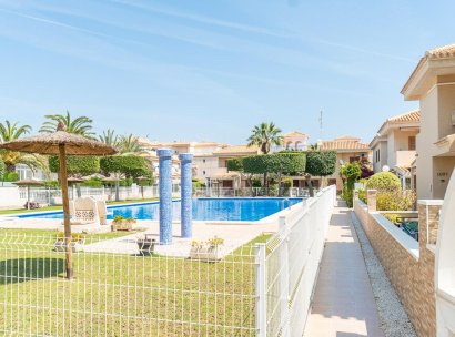 Terraced house · Herverkoop - Orihuela Costa · Playa Flamenca · Alicante · Spanje