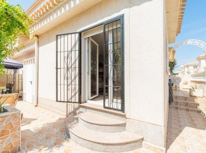 Terraced house · Herverkoop - Orihuela Costa · Playa Flamenca · Alicante · Spanje