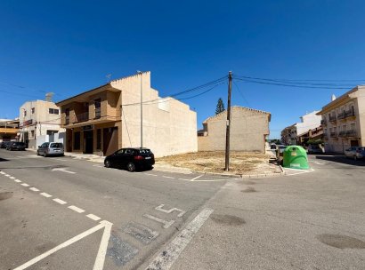 Urban building plot · Herverkoop - San Miguel de Salinas · CENTRO URBANO · Alicante · Spanje