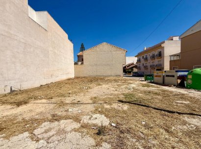 Urban building plot · Herverkoop - San Miguel de Salinas · CENTRO URBANO · Alicante · Spanje