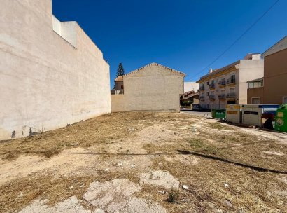 Urban building plot · Herverkoop - San Miguel de Salinas · CENTRO URBANO · Alicante · Spanje