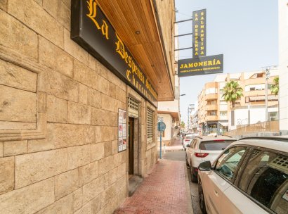 Commercial Unit · Herverkoop - Torrevieja · Paseo maritimo · Alicante · Spanje