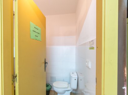 Commercial Unit · Herverkoop - Torrevieja · Paseo maritimo · Alicante · Spanje