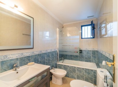Appartement · Herverkoop - Orihuela Costa · Campoamor · Alicante · Spanje