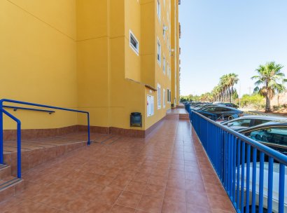 Appartement · Herverkoop - Orihuela Costa · Campoamor · Alicante · Spanje