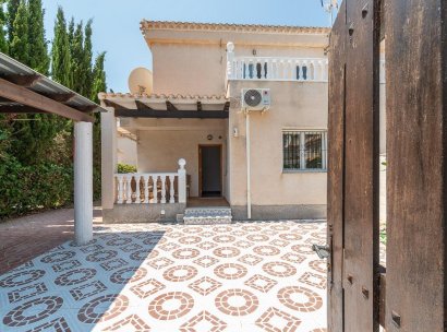 Villa · Herverkoop - Orihuela Costa · Playa Flamenca · Alicante · Spanje